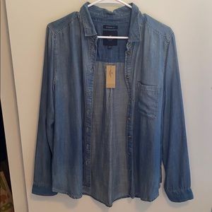 Boyfriend fit denim button up